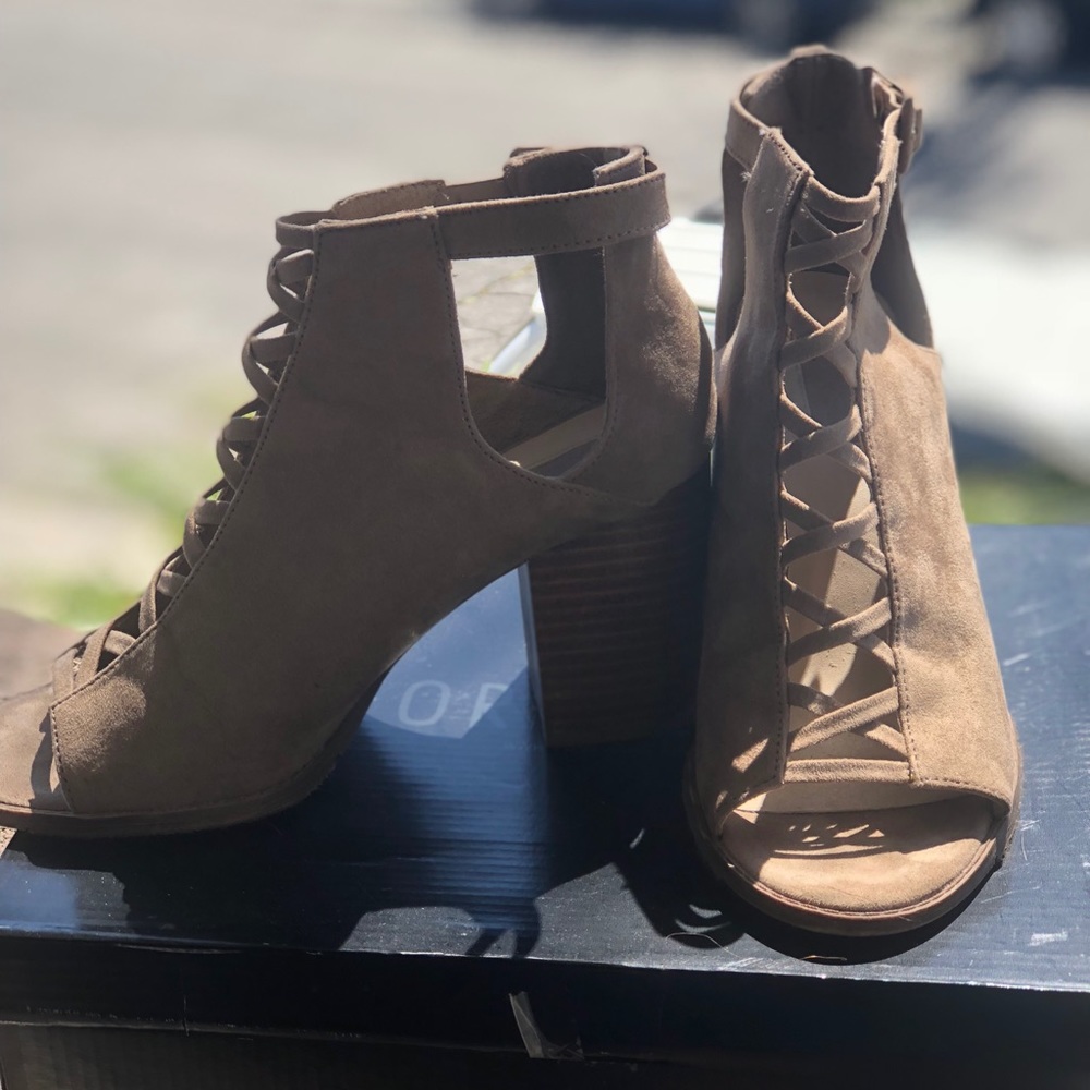 Suede booties shoes
